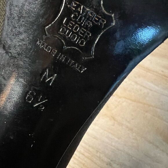 Yves Saint Laurent heels size 6.5 - Picture 12 of 14